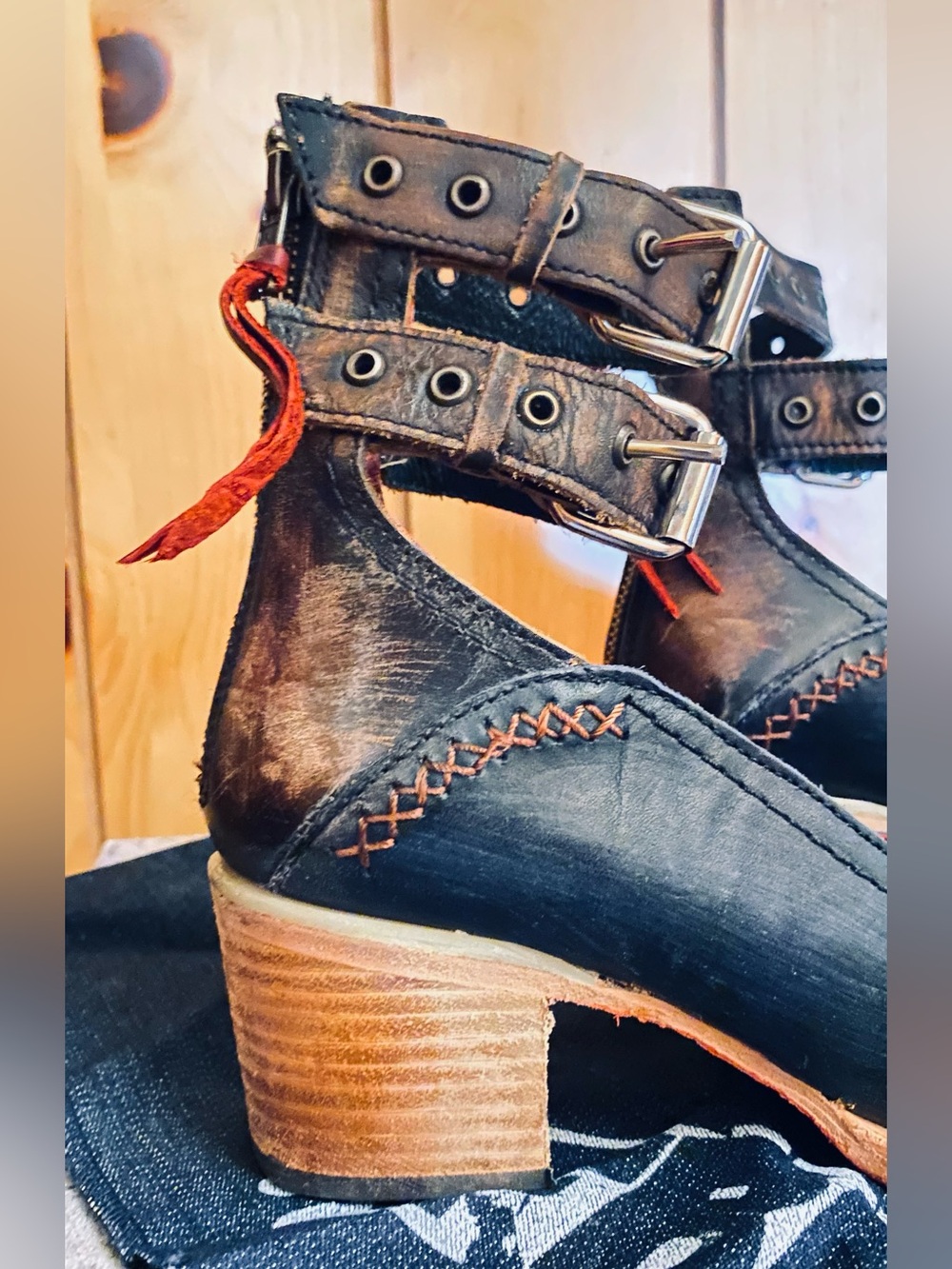 Freebird by Steven Size 7 strappy heels - Picture 10 of 12